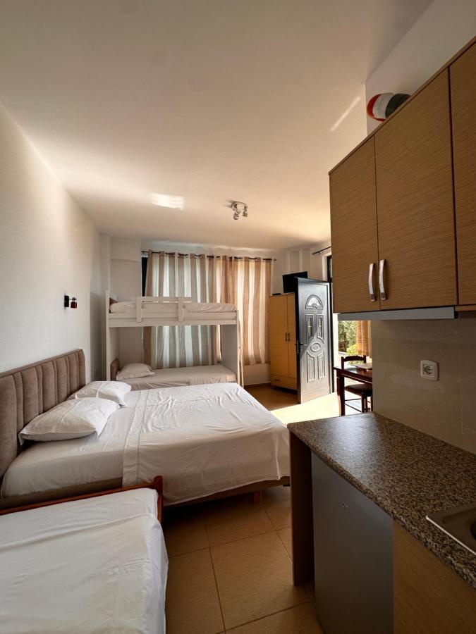 Hotel Belle Vue Ksamil Extérieur photo